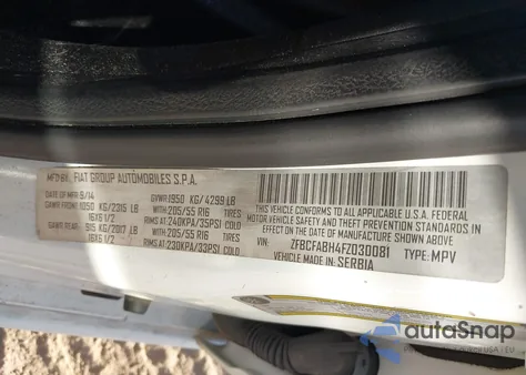 2015 Fiat 500L Easy из США, поврежденный, VIN ZFBCFABH4FZ030081